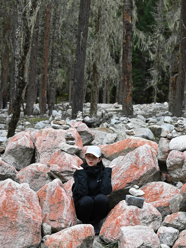 @maymhuayy wearing URH OPT Washed Cap