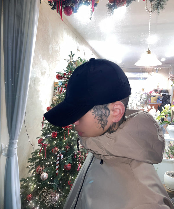 @B1WD wearing URH OPT Washed Cap