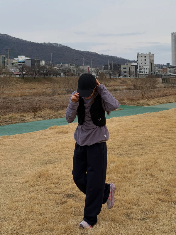 @summe_r_run wearing URH OPT Washed Cap