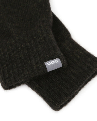 Touchscreen handwarmers featuring a sleek design