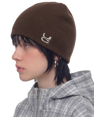 BEANIE / UC / NO CUFF / BROWN