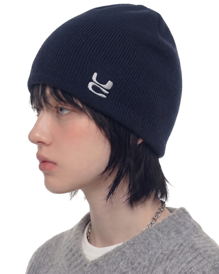 BEANIE / UC / NO CUFF / NAVY