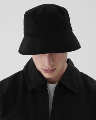 Functional and stylish short-brim bucket hat