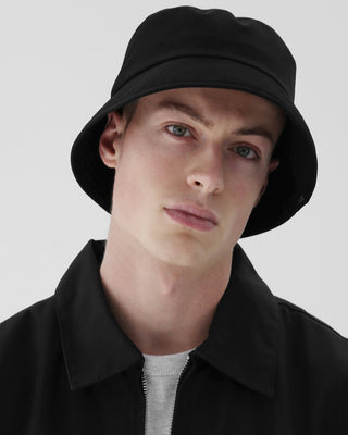 Versatile bucket hat combining style and function