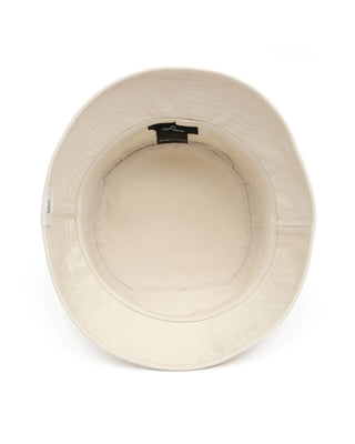 All-season bucket hat with a stylish short visor