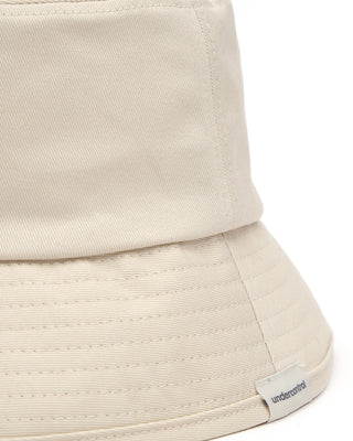 Versatile bucket hat combining style and function