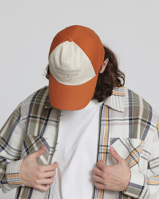 Classic baseball cap with a relaxed dad cap fit