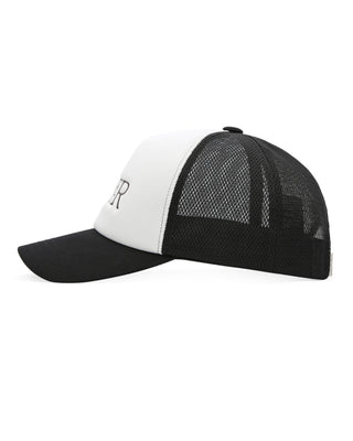 Stylish and functional mesh baseball cap