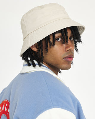 Versatile bucket hat combining style and function