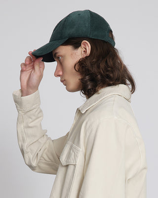 Versatile corduroy ball cap for casual styling