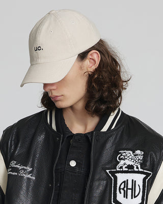 Essential ball cap for casual and streetwear outfits