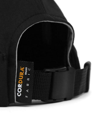 Skull cap with a sporty look