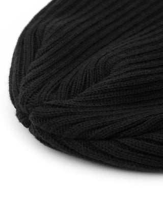 Cozy acryl beanie for winter warmth