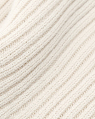 Monochrome beanie set for easy styling