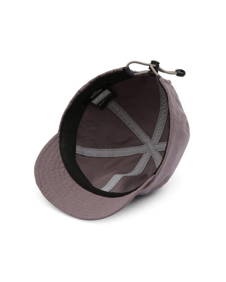 Baseball cap with a sporty outfit