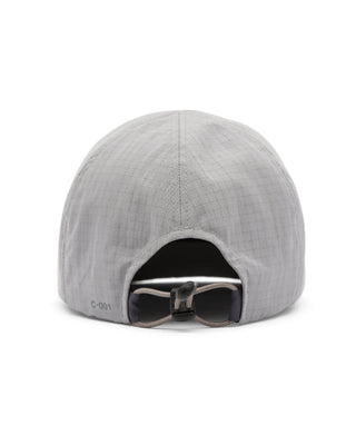 Outdoor sun cap with a wide brim for shade