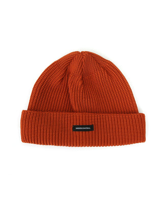 Short Fisherman Trawler Beanie in a stylish summer look