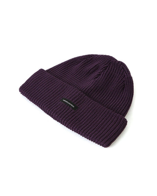 Model wearing the Short Fisherman Trawler Beanie