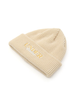 - Warm acryl fisherman beanie