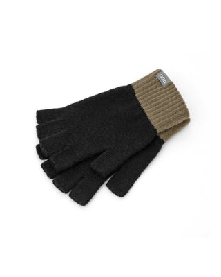 Fingerless gloves for versatile winter wear