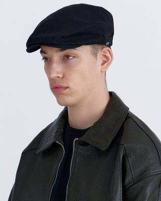 UNDERCONTROL hunting cap worn front-facing