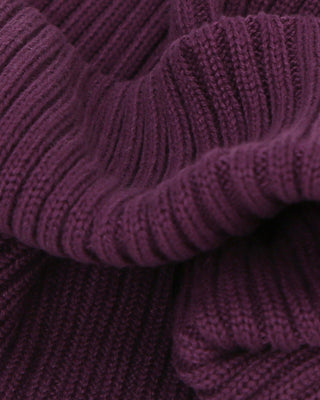 Trawler beanie for a nautical look