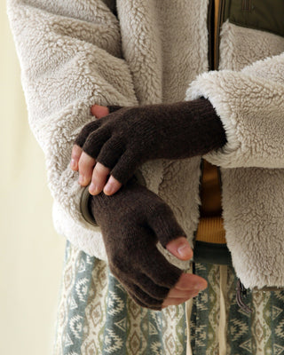 Fingerless gloves for versatile winter wear