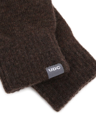 Stylish fingerless gloves in a casual outdoor setting