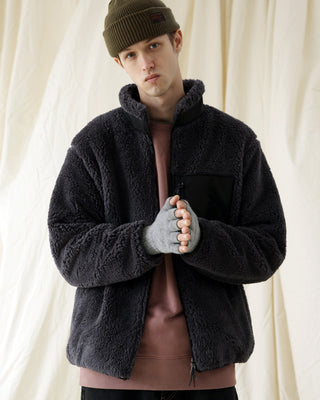 Elegant winter gloves with a knitted design