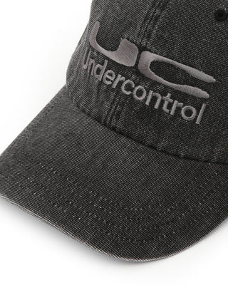 charcoal cotton cap with bio-washed texture
