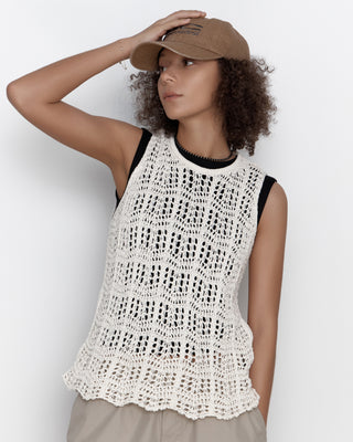 oversized casual outfit baseball hat