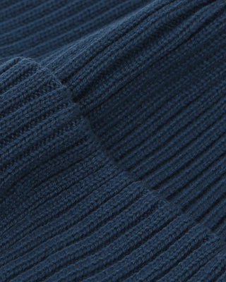 Chunky knit beanie for a cozy look