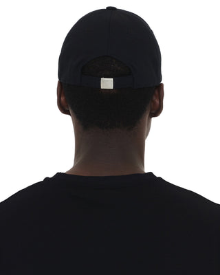 Versatile cap for casual outings