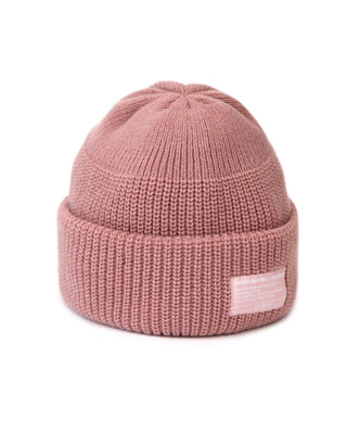 Outdoor Look with Fisherman Beanie