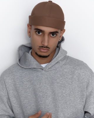 tone-on-tone logo brimless cap