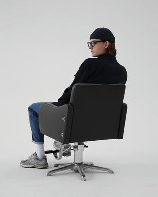 Adventure-ready brimless cap