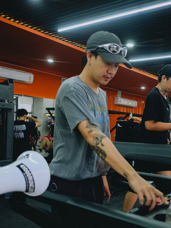 @dobie.db wearing URH OPT Washed Cap