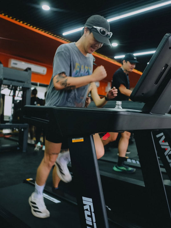 @dobie.db wearing URH OPT Washed Cap