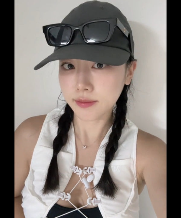 @소블리라이더 wearing URH OPT Washed Cap