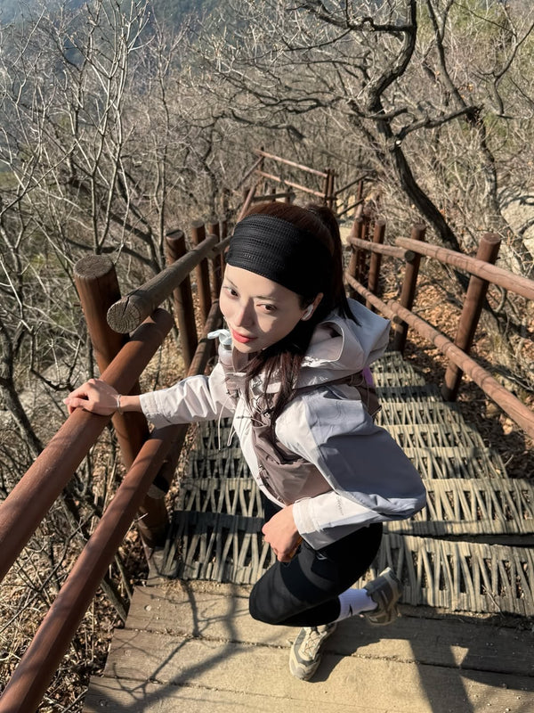 @soohy_n wearing URH OTC Hairband