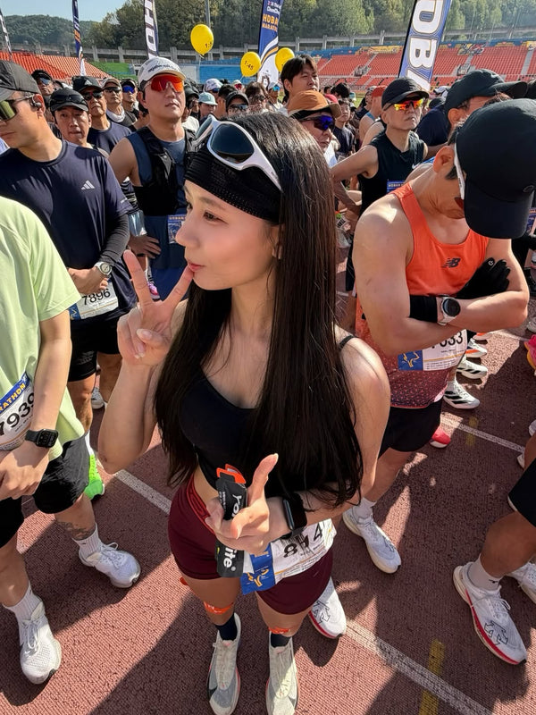 @yunn_4.6k wearing URH OTC Hairband
