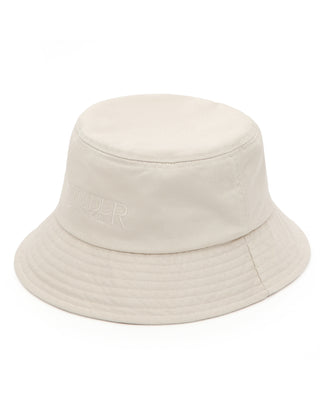 All-season bucket hat with a stylish short visor