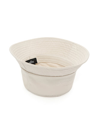 Fashionable sun hat with a structured brim