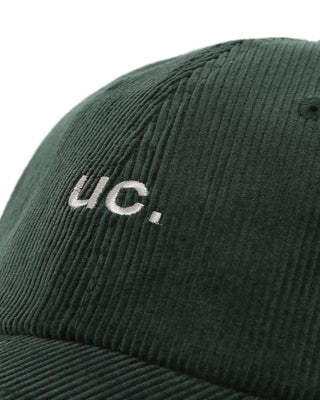 Essential ball cap for casual and streetwear outfits
