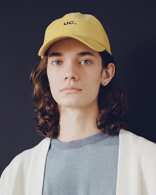 Durable and breathable corduroy dad hat