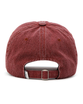 bio-washed cap with minimalist design