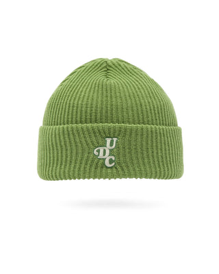 Model wearing a short beanie in winter