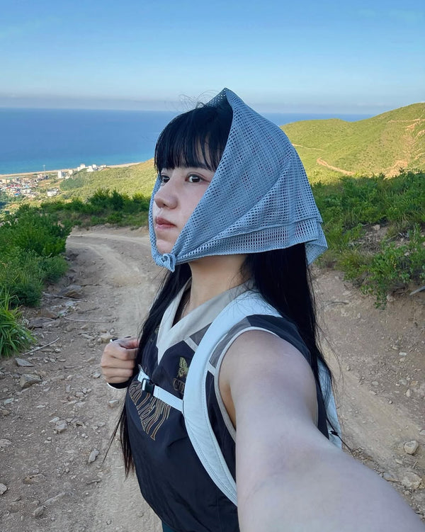 @iamse0ui_004 wearing URH BREEZE Mush Scarf