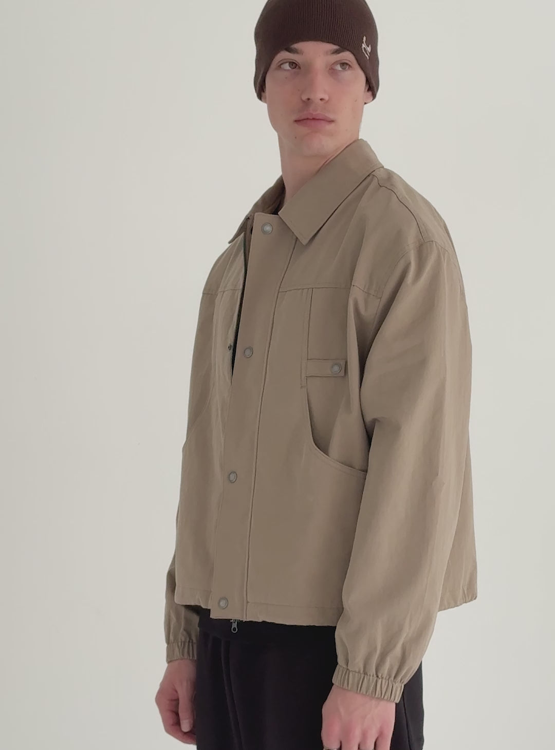 neutral beanie for casual outfits
