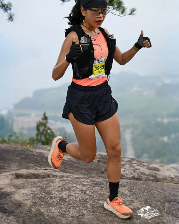 @beneficial_run wearing URH BREEZE Mush Scarf